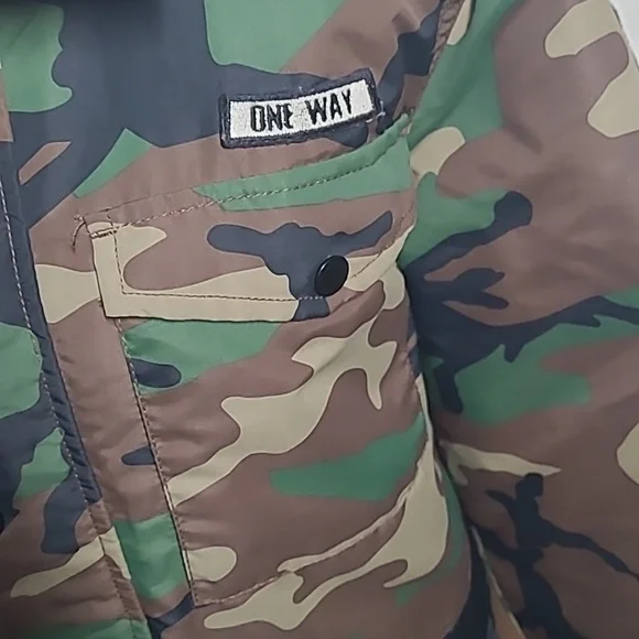 Zara Kids Coat - Picture 2 of 9